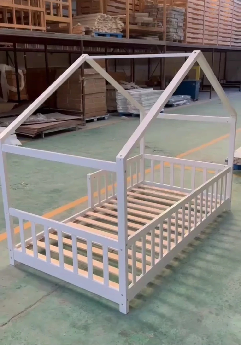 White Toddler House Bed Frame full size - photo 3