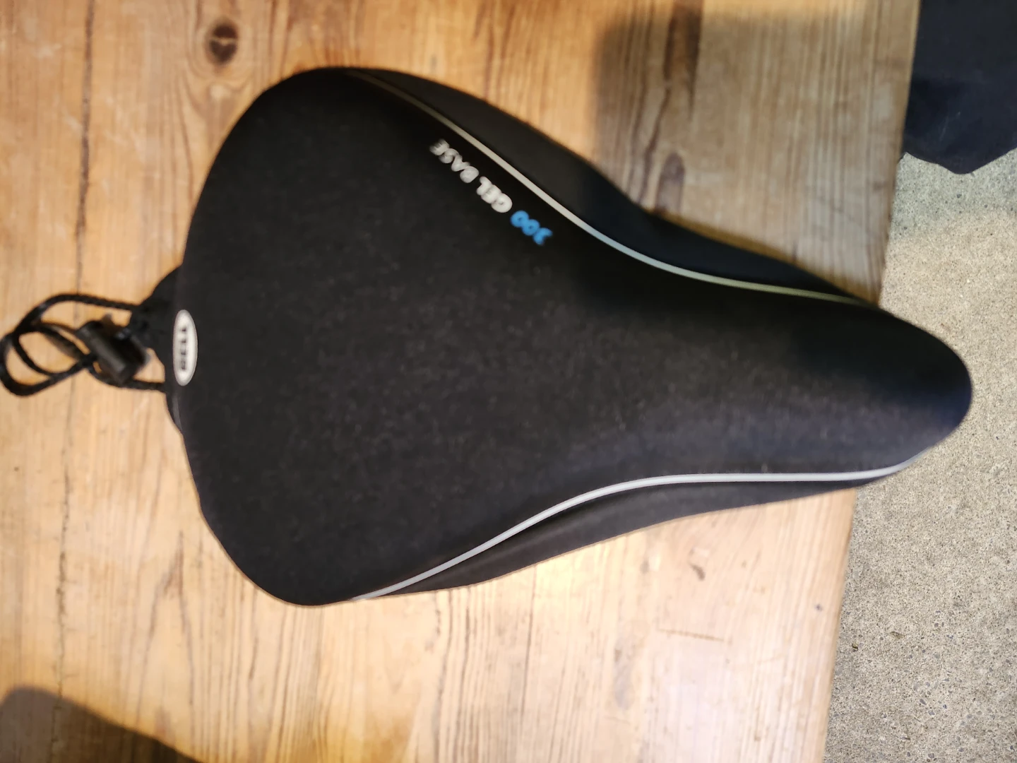 Bell 300 Gel Base Bicycle Seat Cover - photo 2