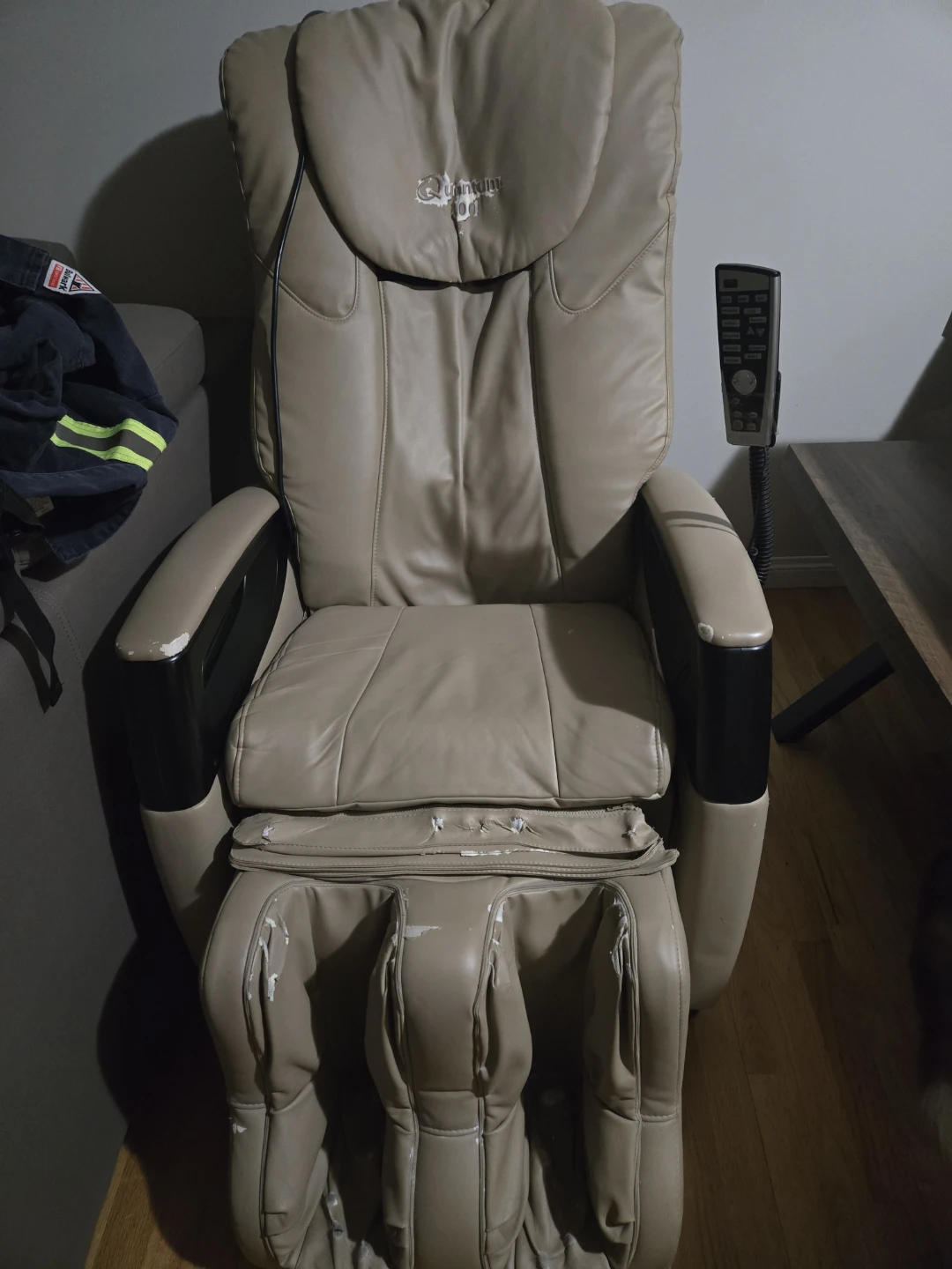 Quantum 400 Massage Chair - photo 3