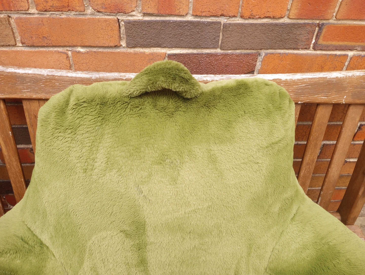 Plush Reading Pillow - photo 3
