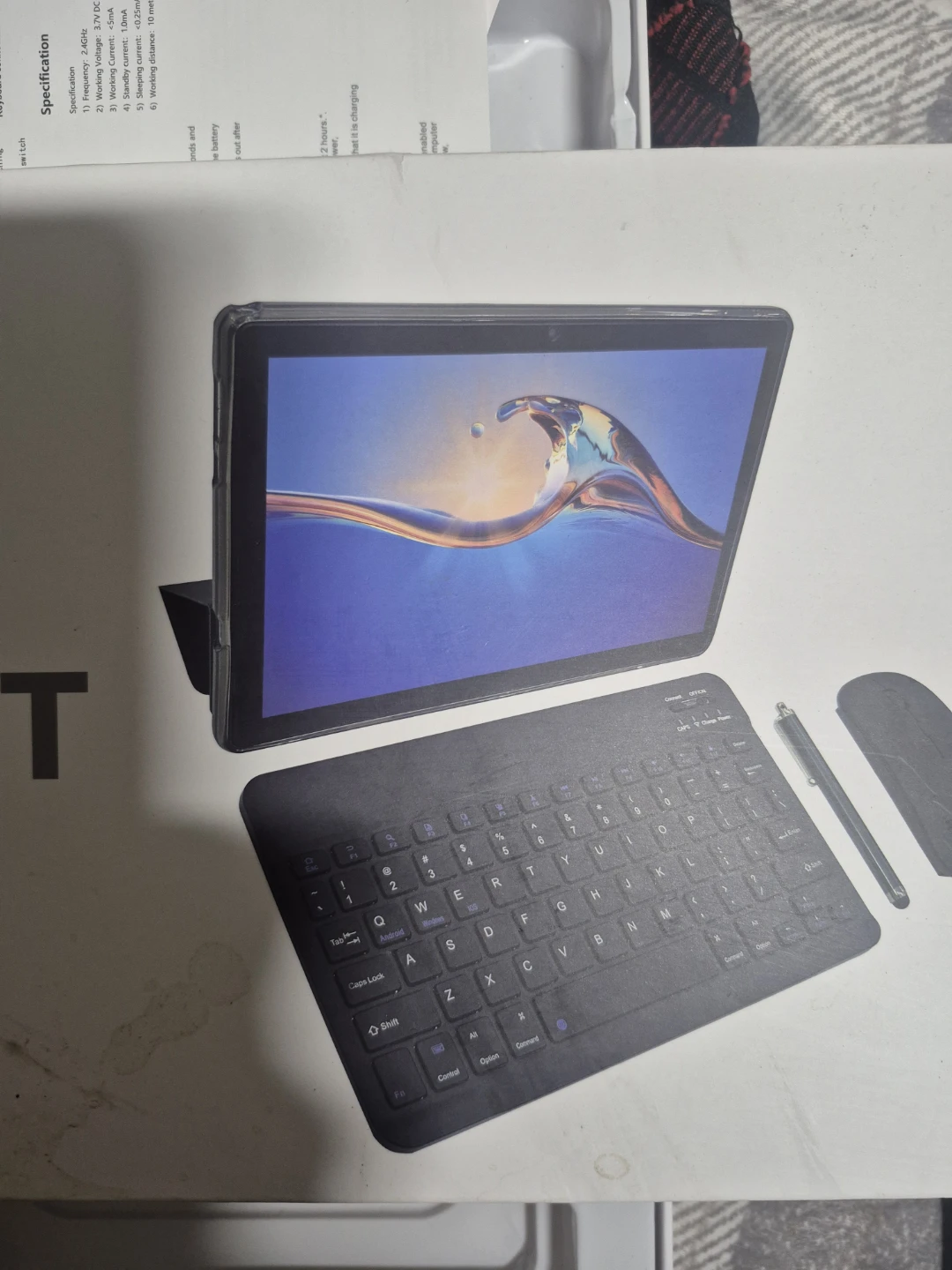 Tablet with Keyboard and Mouse Combo - photo 2