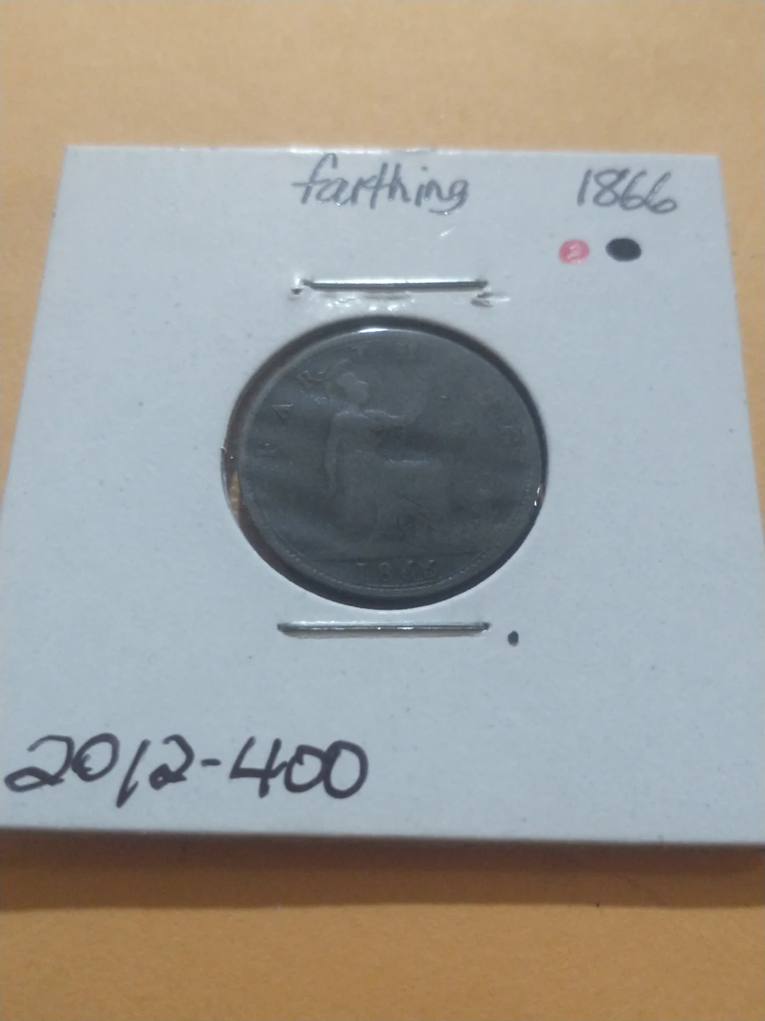 1866 Victoria English Farthing Coin - photo 2