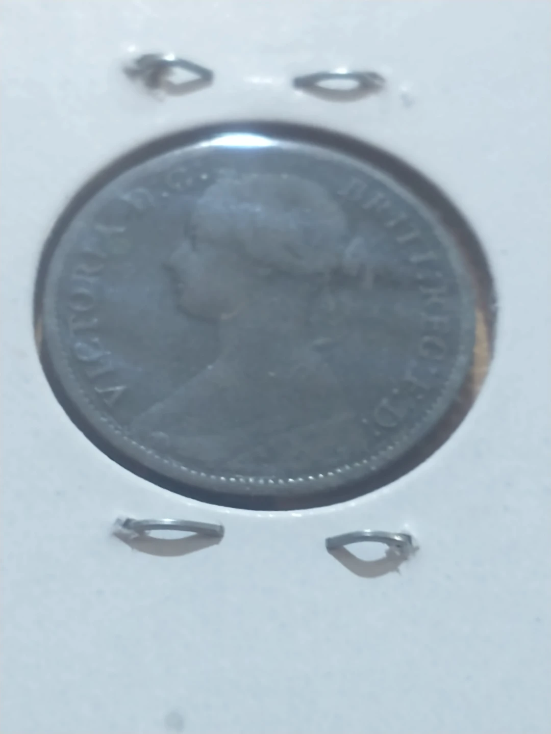1866 Victoria English Farthing Coin - photo 3