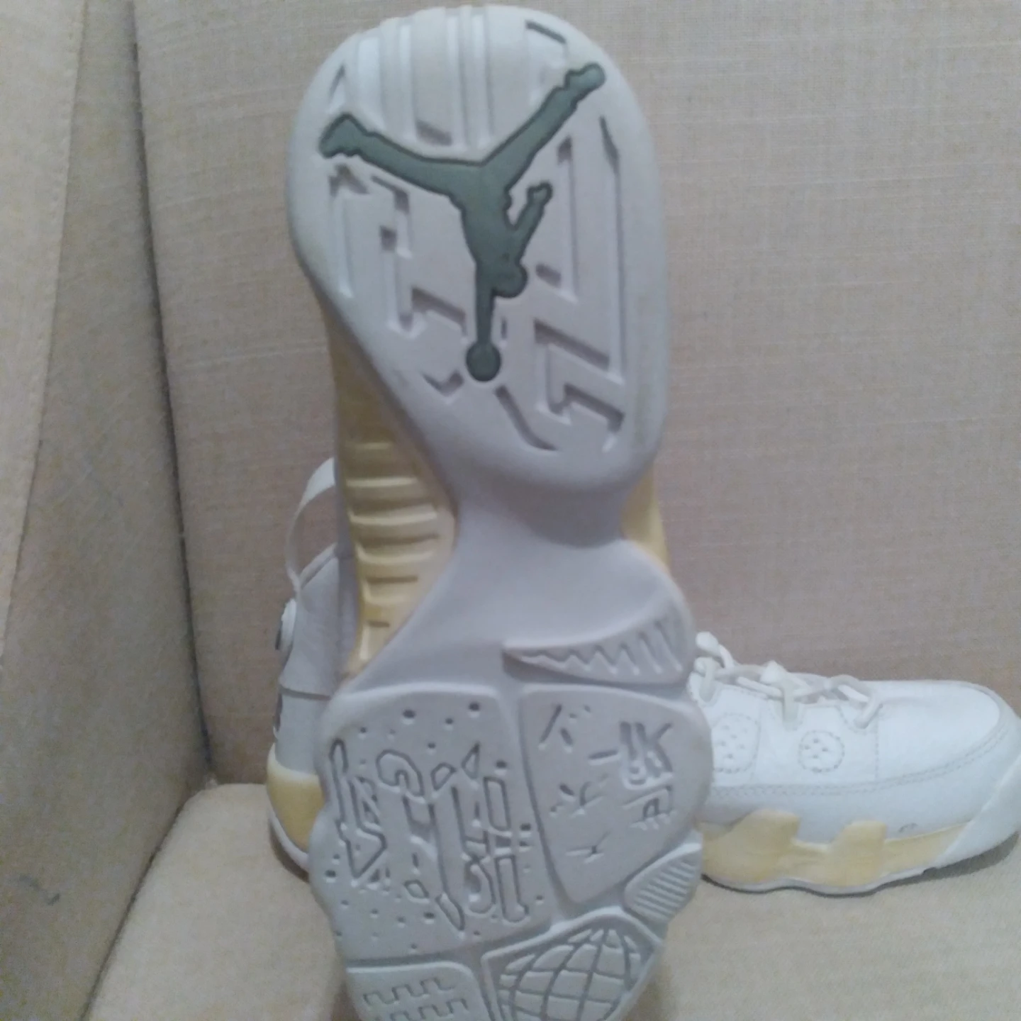 Jordan 9 Retro White "Melo" - photo 4