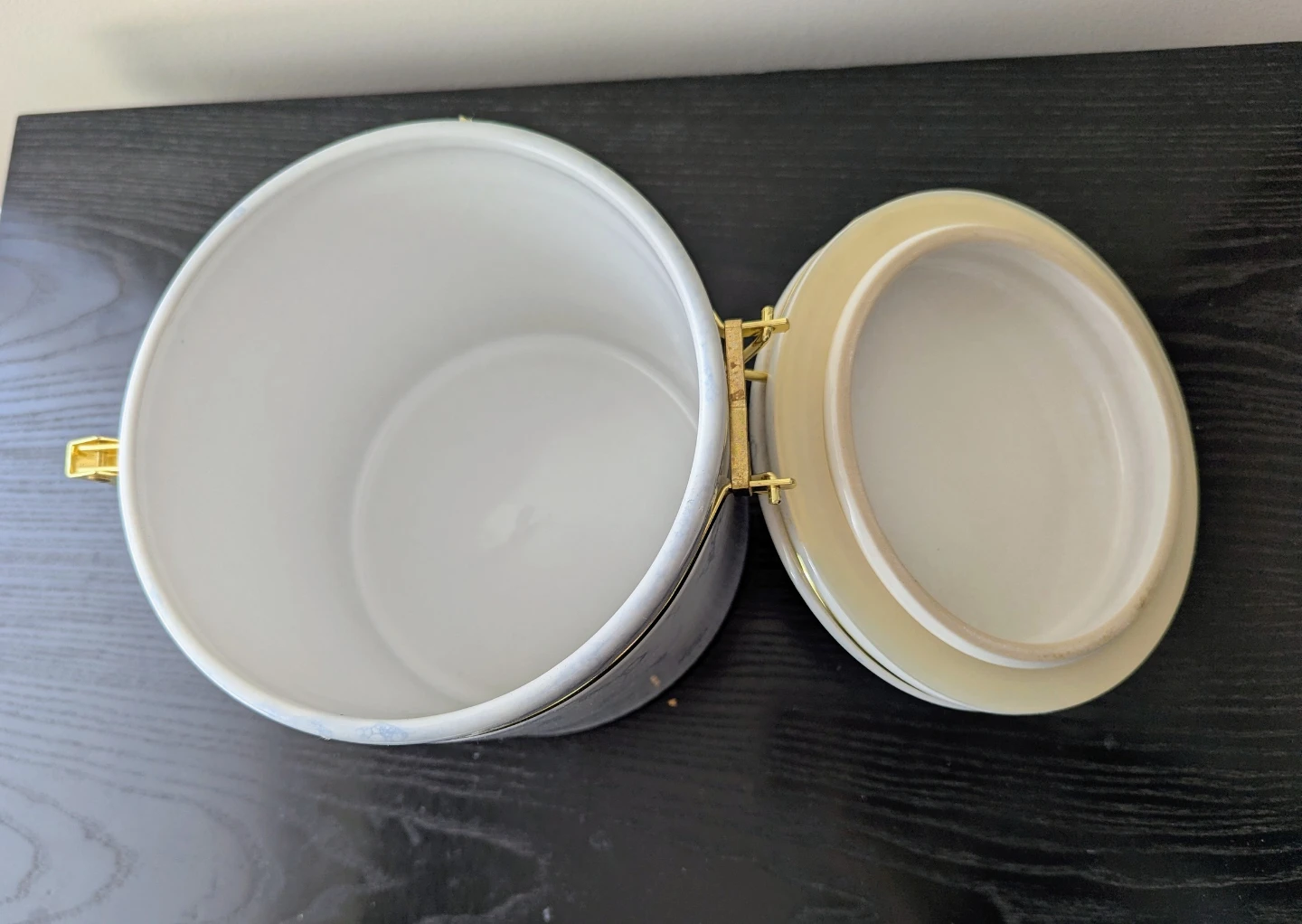 2 Ceramic Canisters ($10 each) - photo 5