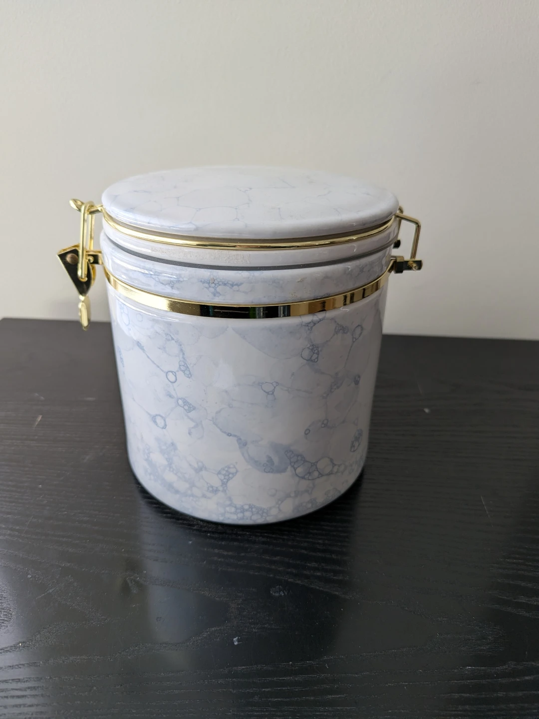 2 Ceramic Canisters ($10 each) - photo 4