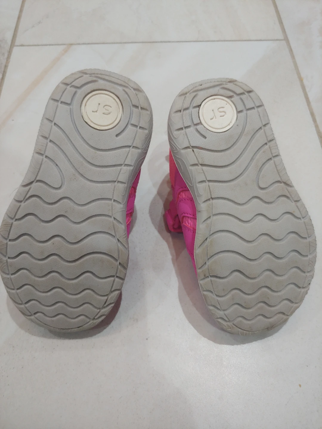 Stride Rite Pink "Munchkin" Sneakers Size 7 toddler - photo 3