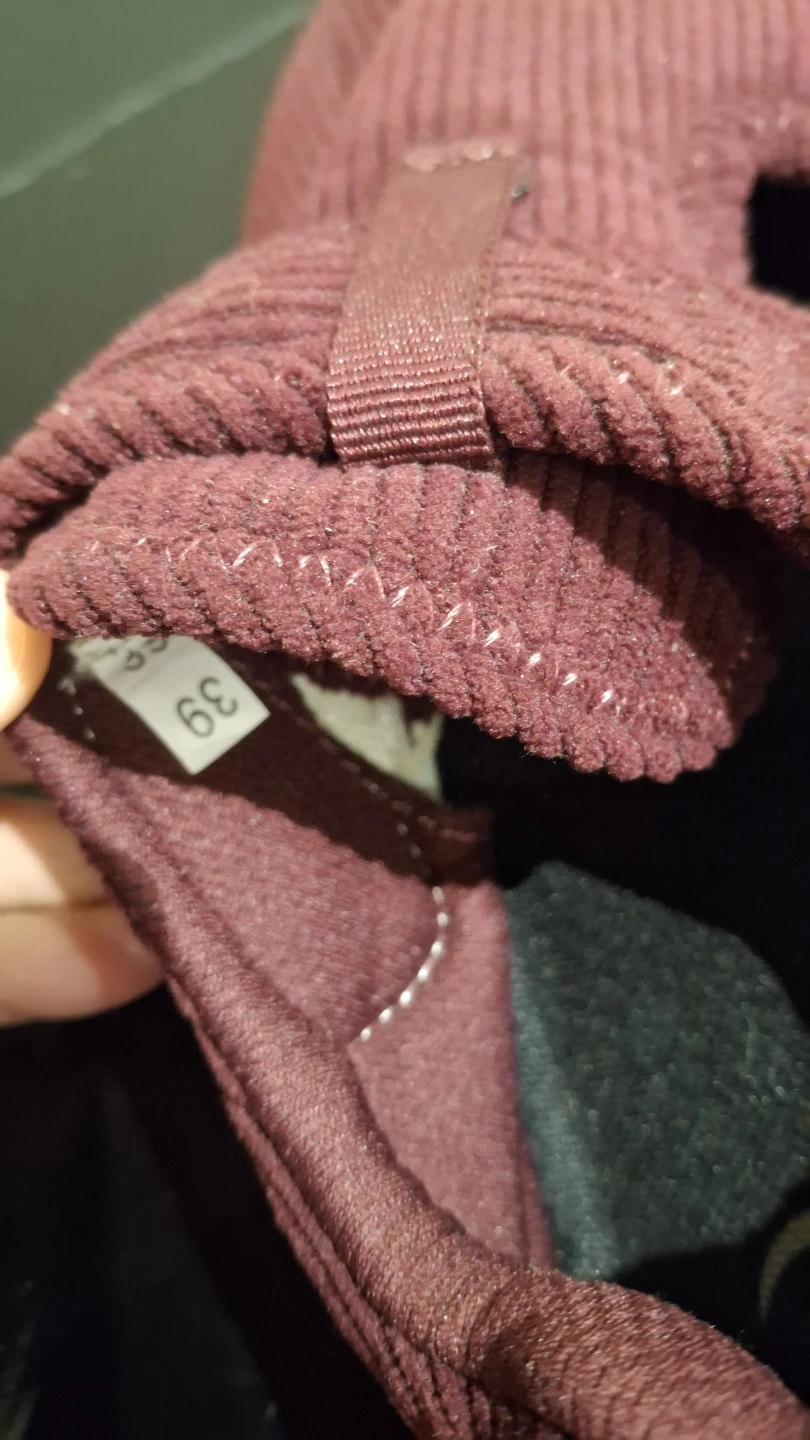 Maroon Corduroy Shoes - Size 6 - photo 4