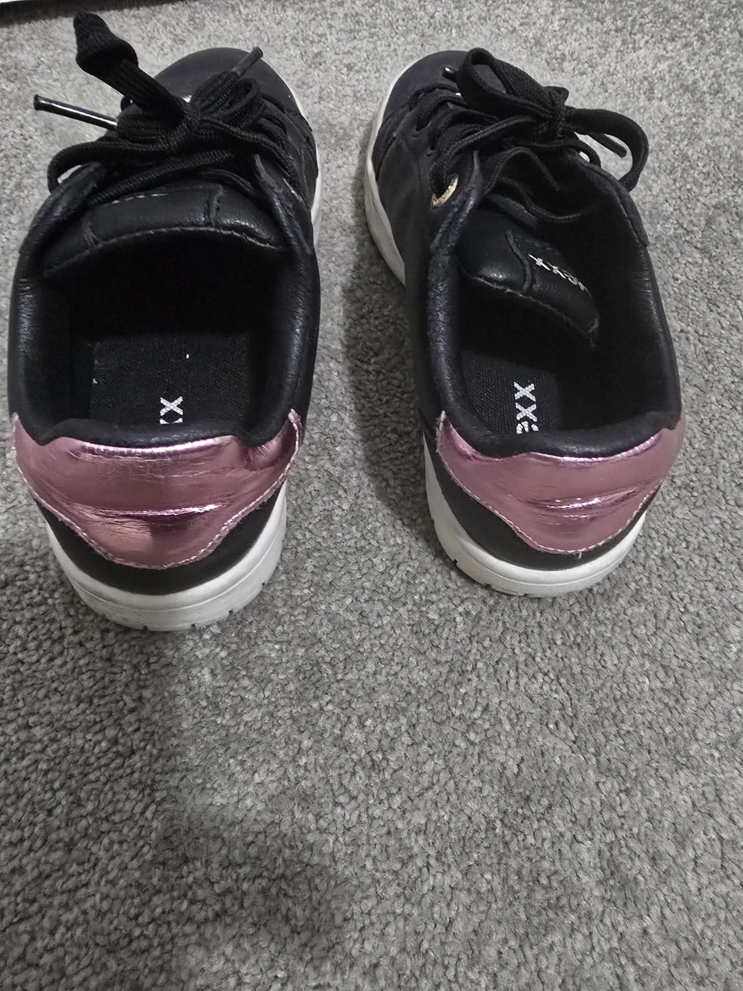 Girls MEXX Black Sneakers with Pink Accents - Size 3 - photo 2