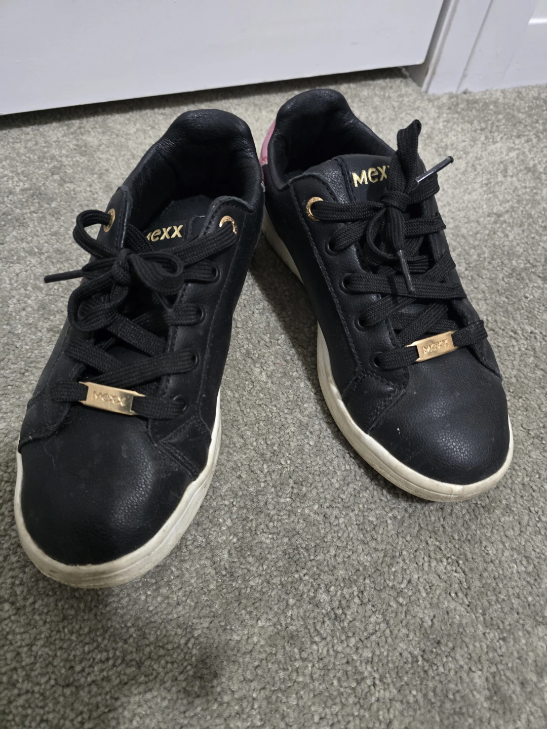 Girls MEXX Black Sneakers with Pink Accents - Size 3 - photo 3