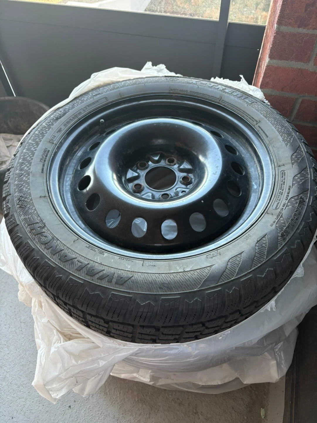 215/55R17 Winter Tire on Steel Rim