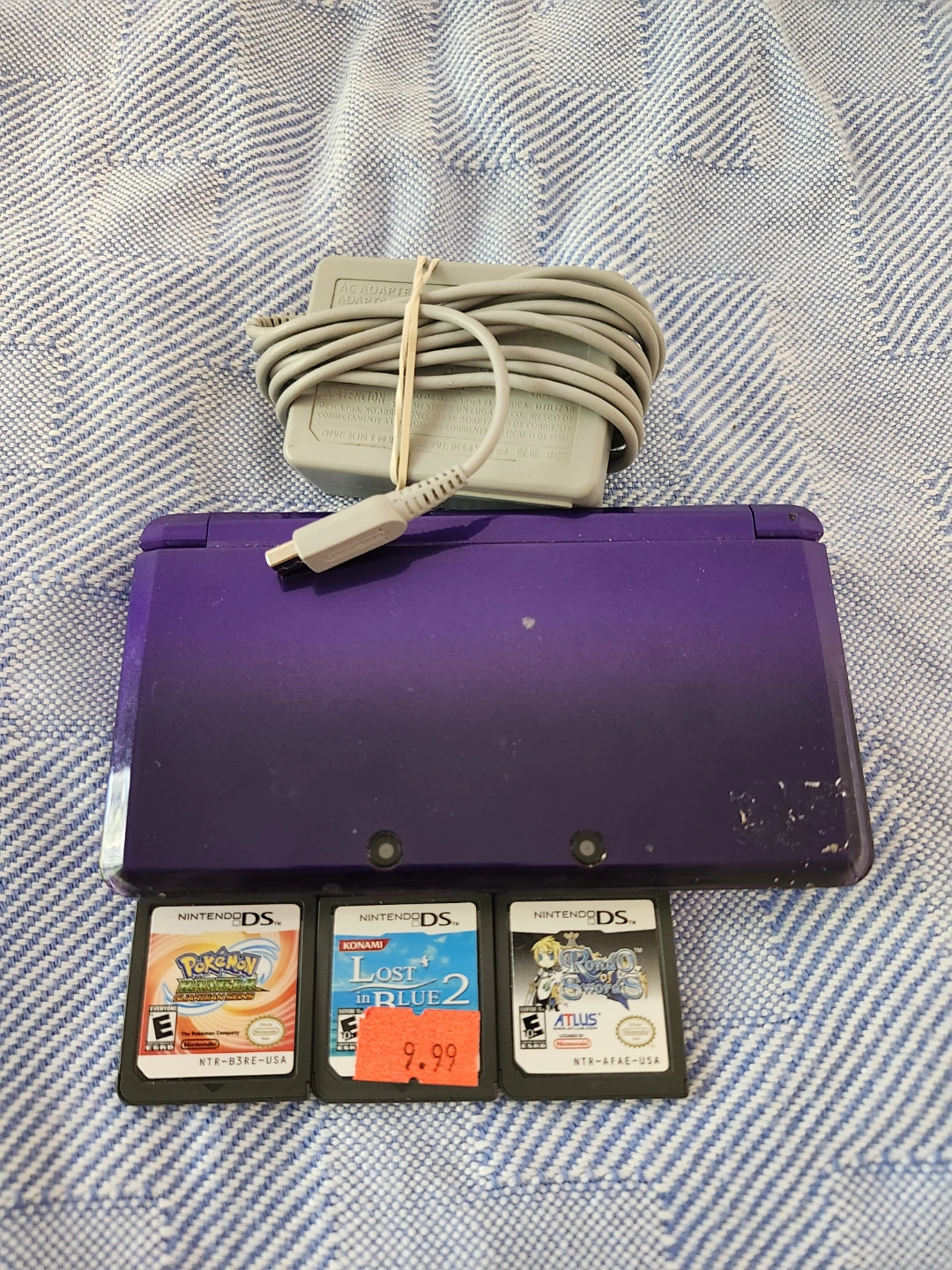 Nintendo 3DS XL Purple Bundle with Games and Charger - photo 2