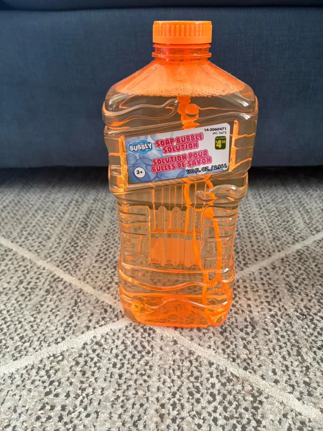 Bubbly Soap Bubble Solution & Machine - photo 4