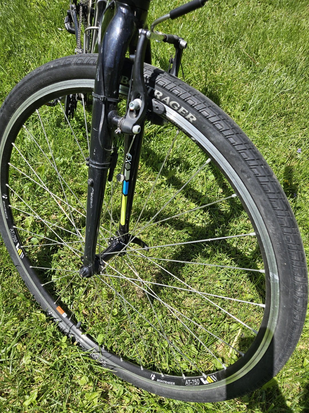 Trek FX Hybrid Bike - photo 5