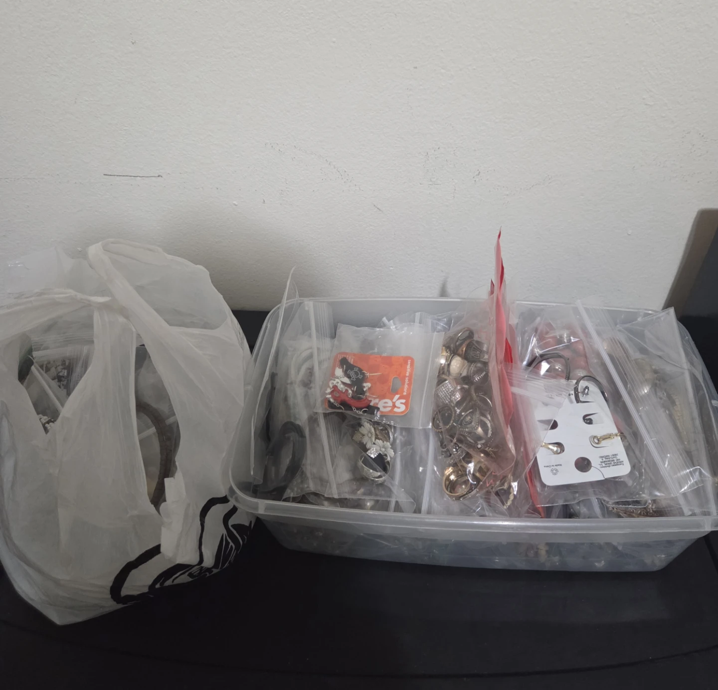 136 pre-packaged Jewelry lot