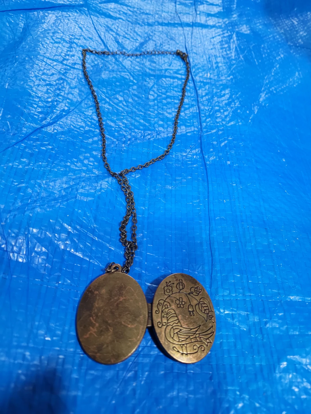 Vintage Bird and Floral Locket Necklace - photo 2