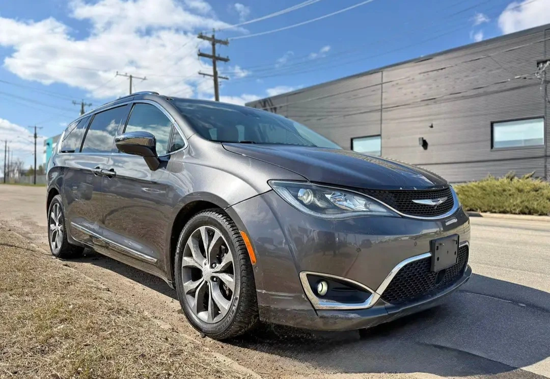 🔥 2017 Chrysler Pacifica Limited 🔥 - photo 3