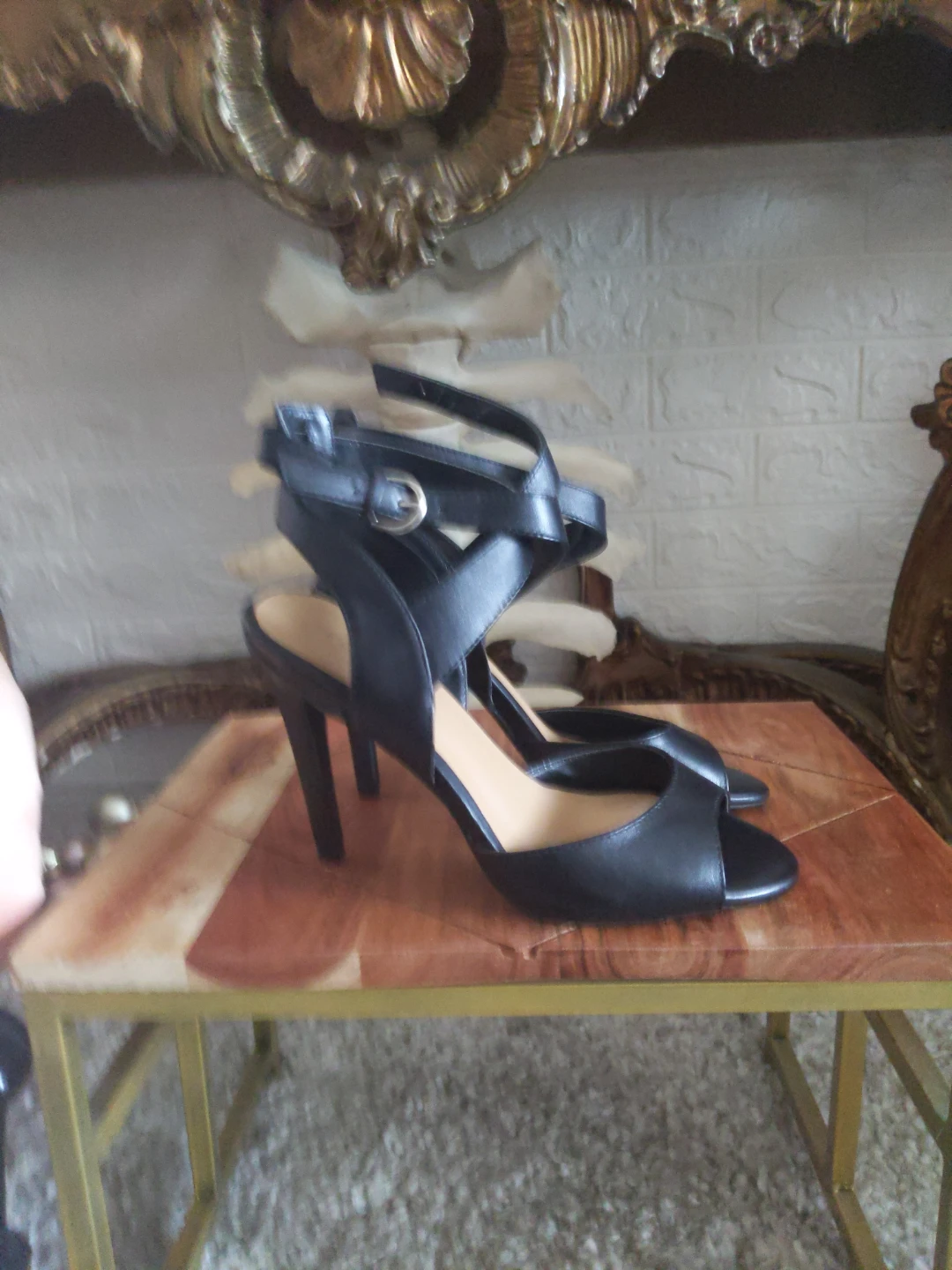 Le Château Black Strappy Heels Size 7 - photo 2