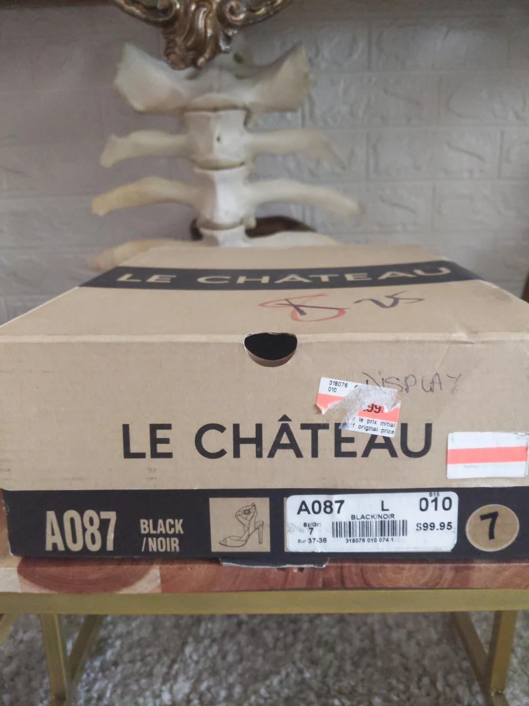 Le Château Black Strappy Heels Size 7 - photo 5