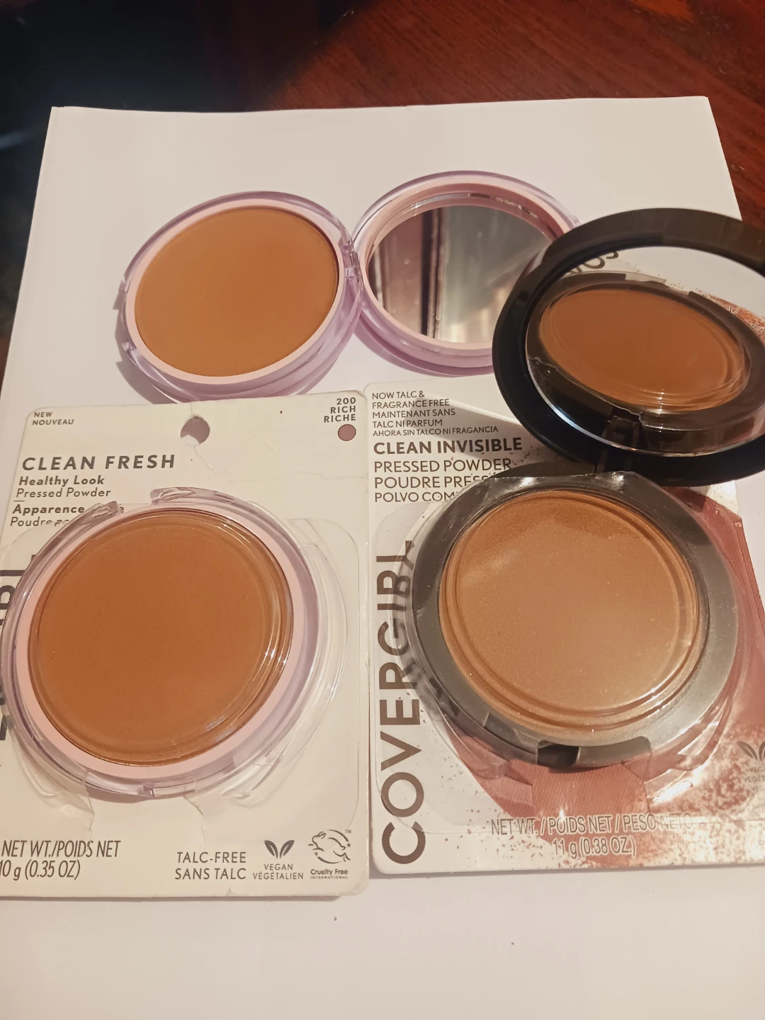 $5 EACH !! Covergirl Clean Invisible Pressed Powders $5 each - photo 2