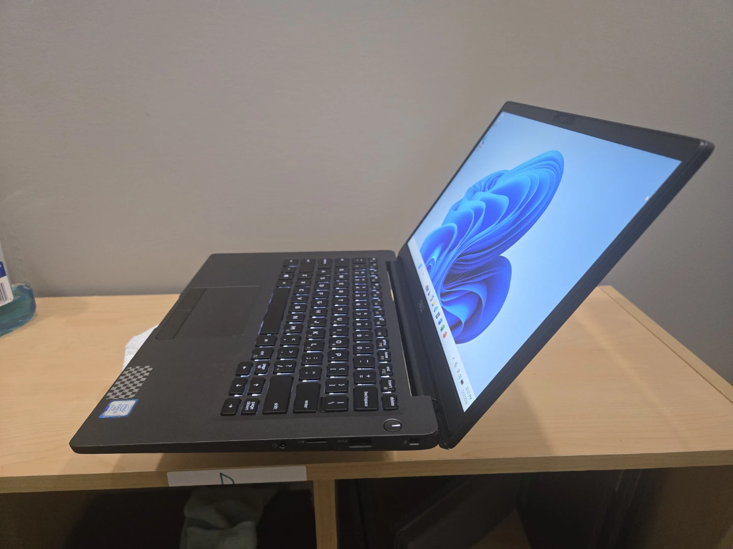 Dell Latitude 7400 Core i5 8th Gen - photo 5