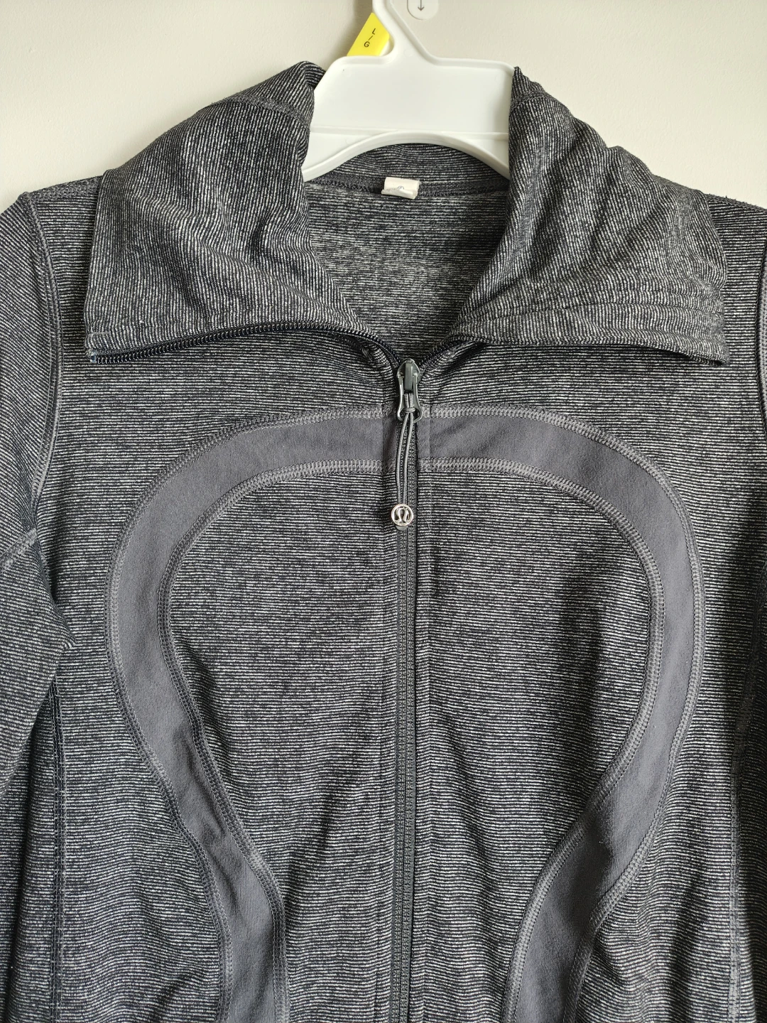 Lululemon Grey Striped Full Zip Jacket - photo 5