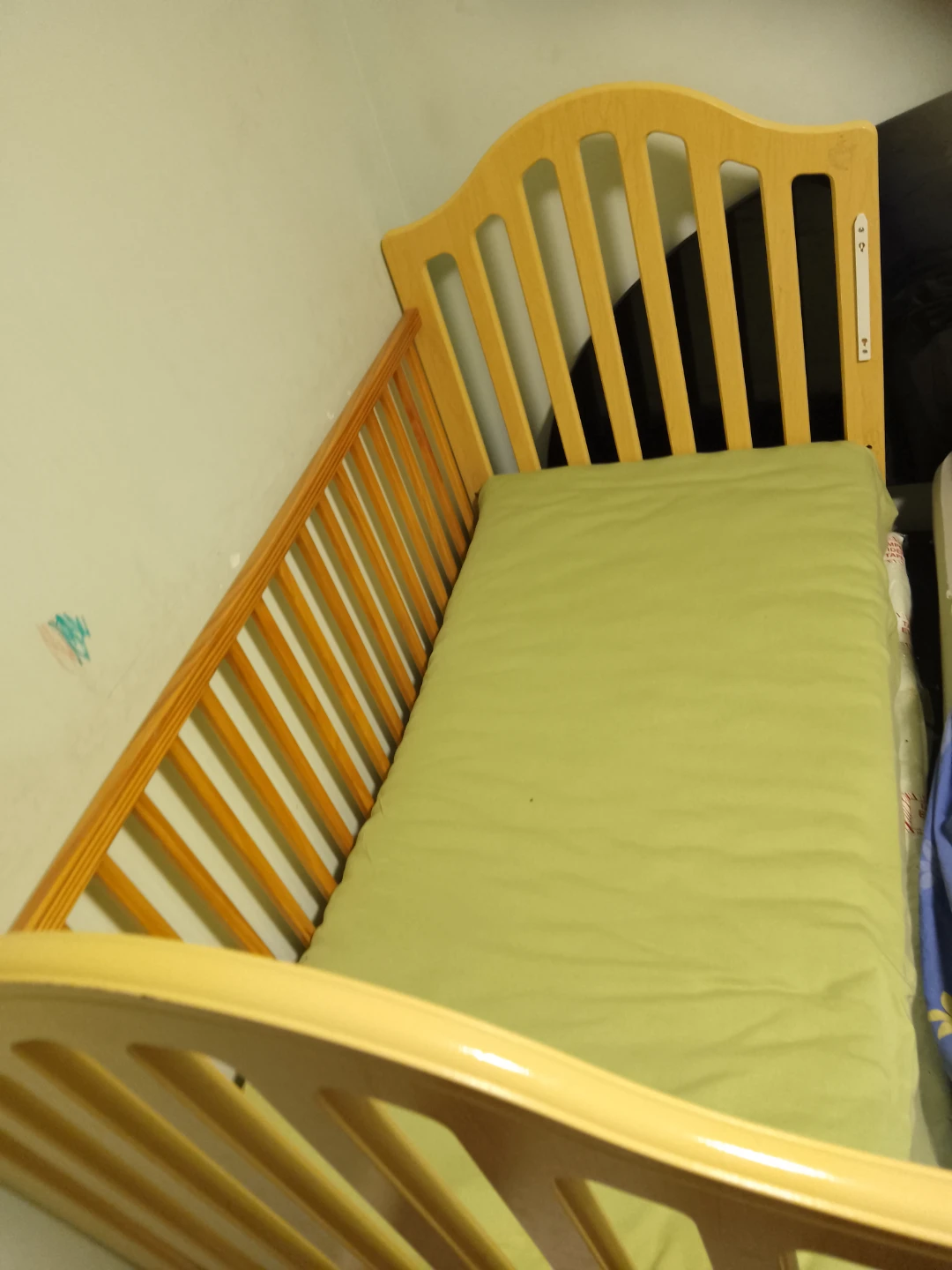 Wooden Baby Crib - photo 5