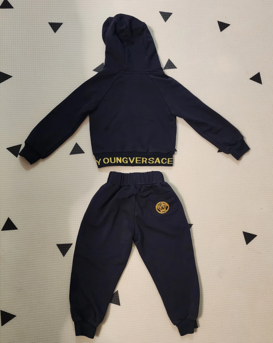 Young Versace Tracksuit Set 2T - photo 3