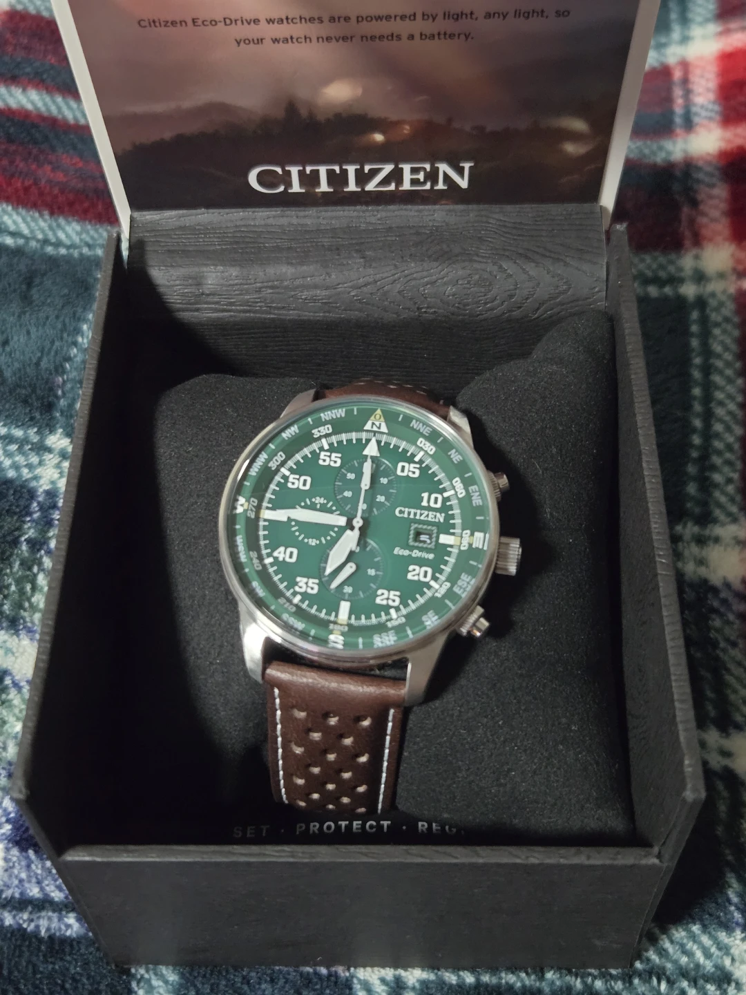 Citizen Eco-Drive Watch - photo 4