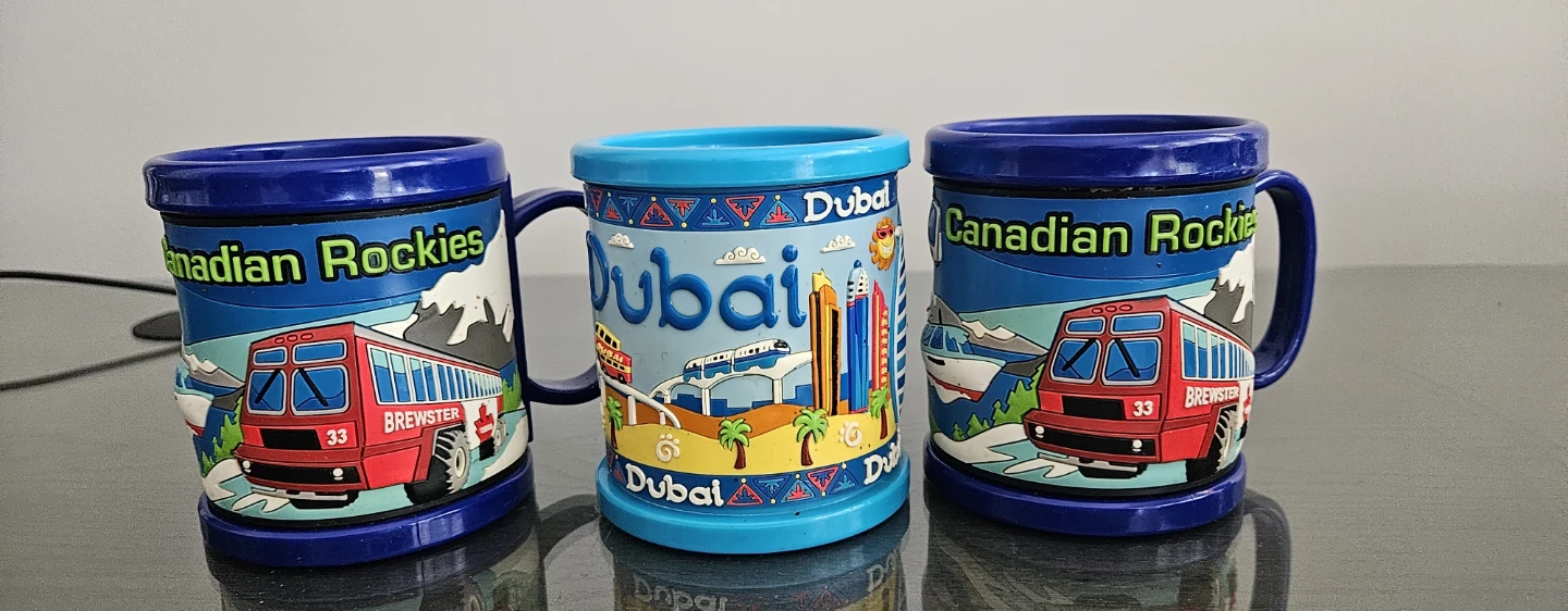 Set of 3 Souvenir Mugs - Dubai & Canadian Rockies