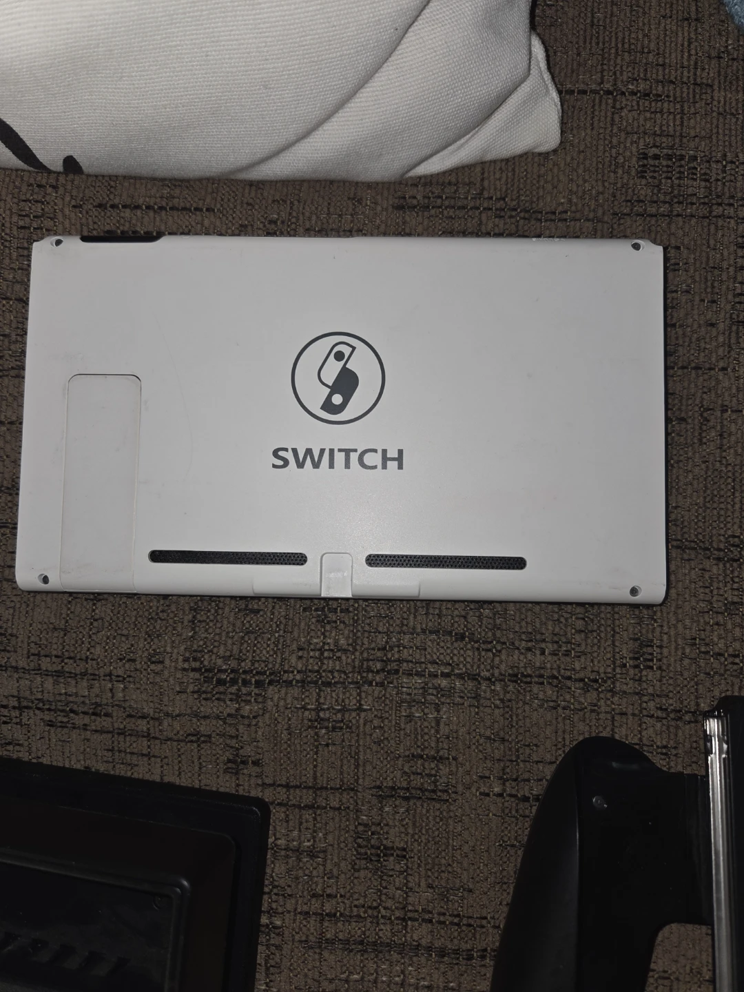 Nintendo Switch Console - White - photo 2