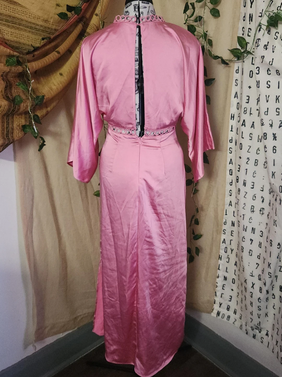 Pink Satin Kimono Style Nightgown - photo 2
