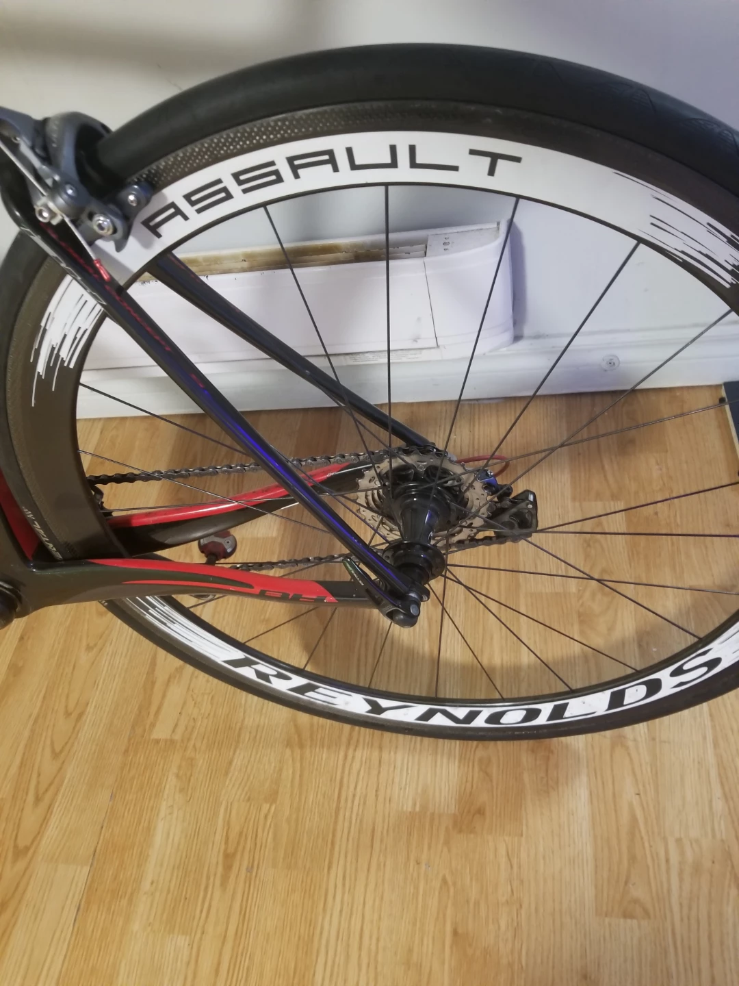 BH Ultralight Carbon Road Bike - Reynolds Wheels - photo 3