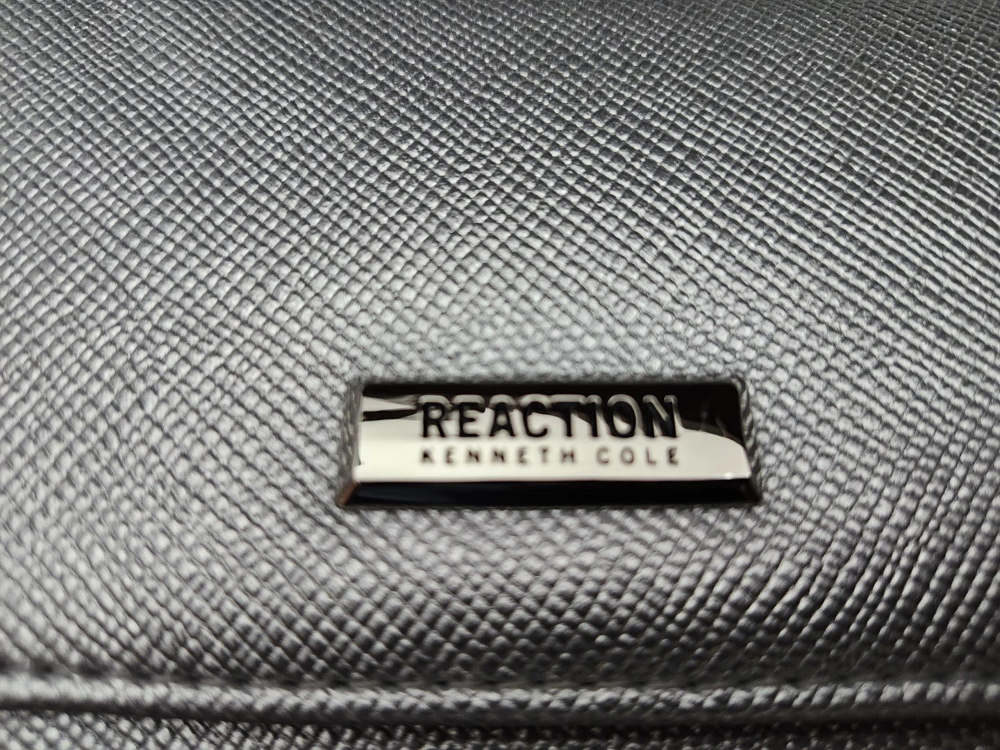 Reaction Kenneth Cole Nicole Wallet - Silver - photo 2