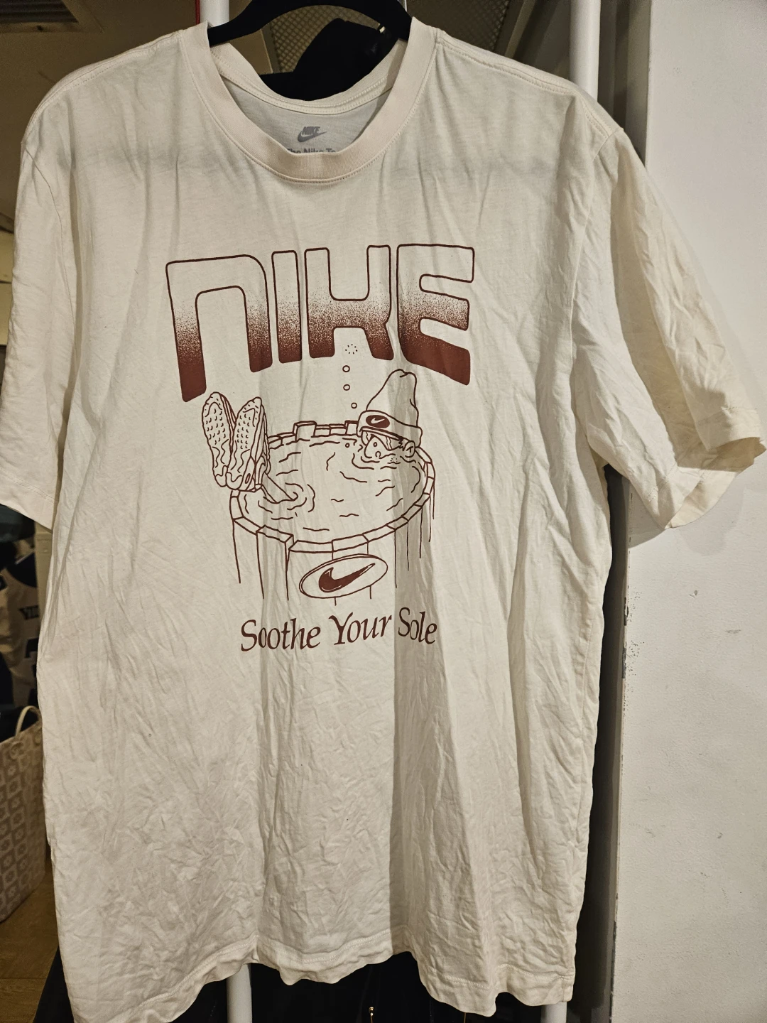 Nike Graphic T-Shirt - Size L