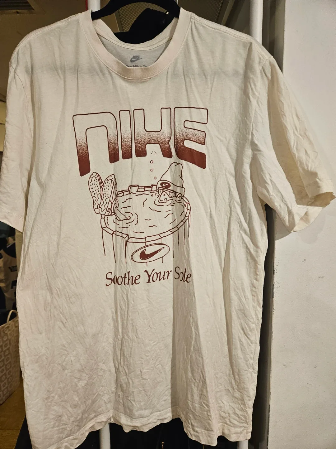Nike Graphic T-Shirt - Size L