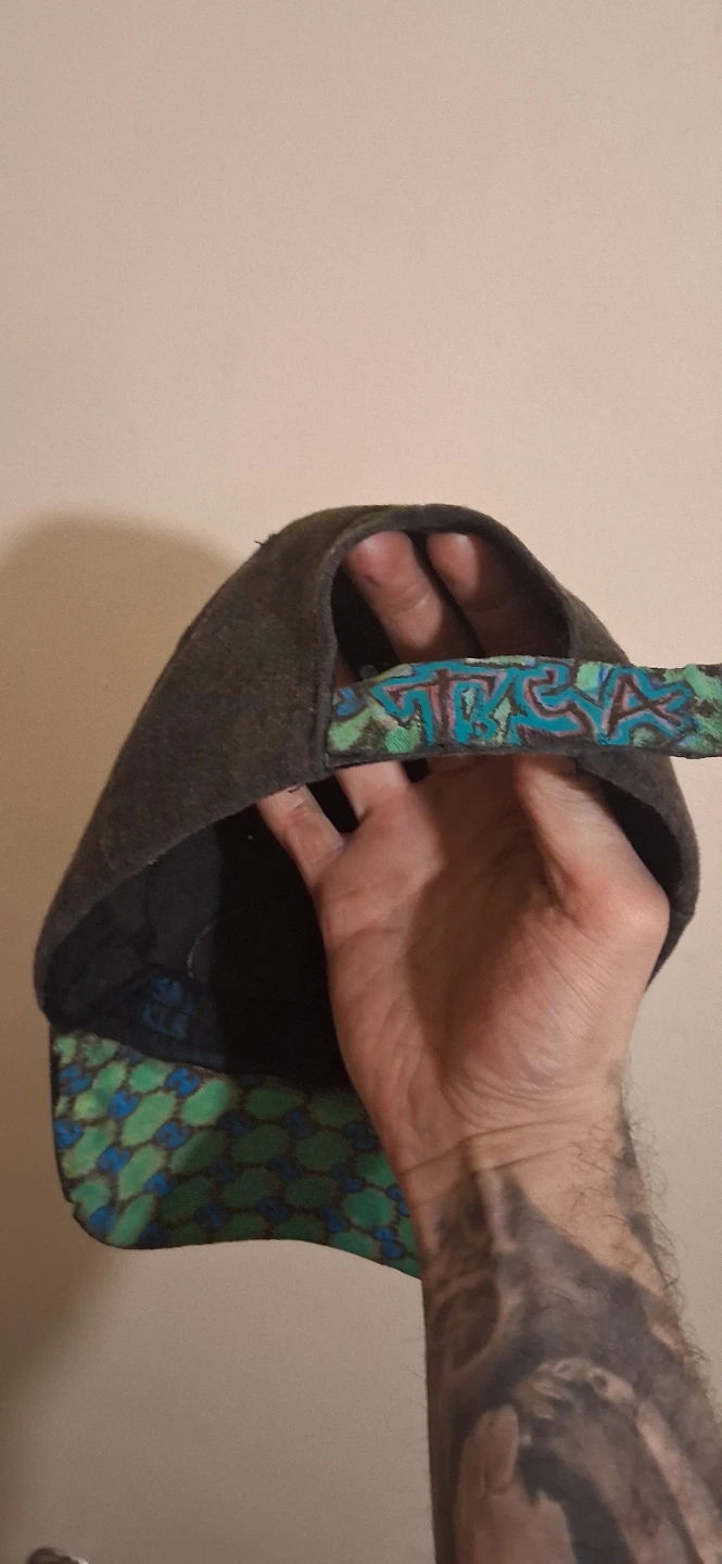 Distressed Baseball Cap with authentic Guccu-Pattern canvass. - photo 2