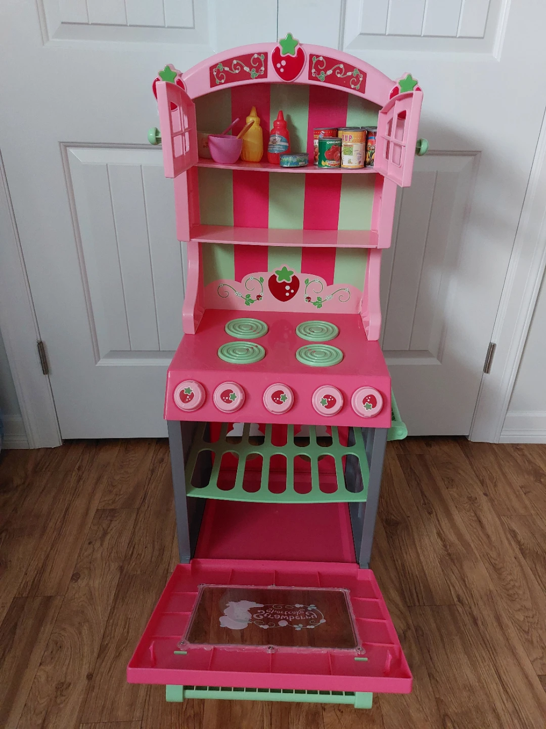 Strawberry Shortcake Play Kitchen - photo 2