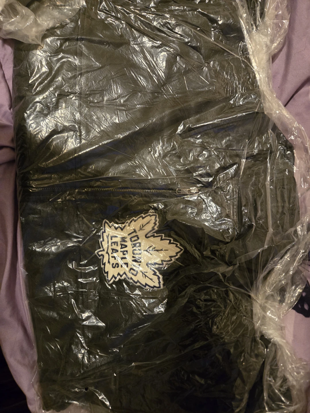 RBK by Roger Edwards Toronto Maple Leafs Hockey Jacket - photo 4