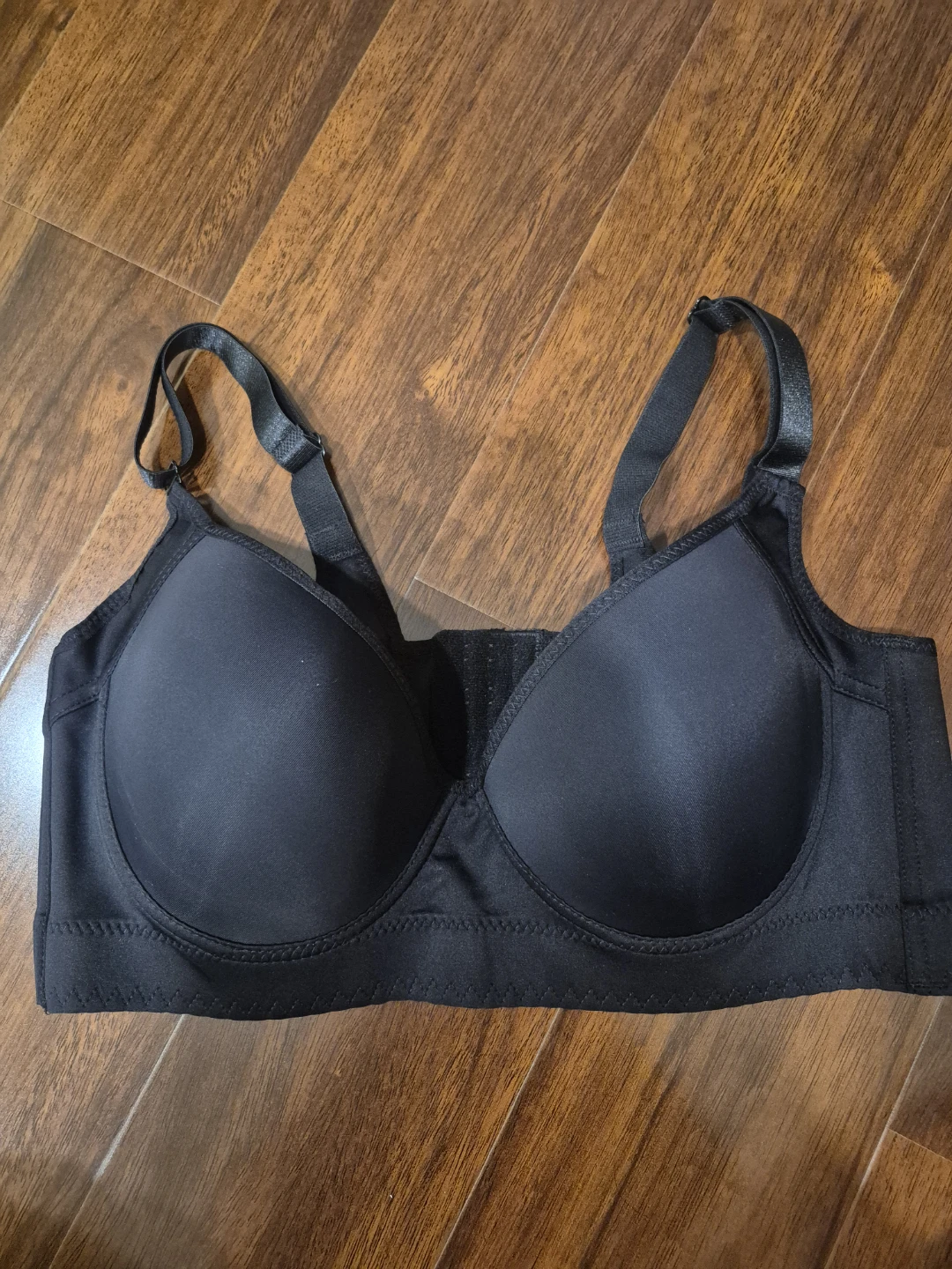 Two Bras - Black & Nude - Size 42/95D - photo 2