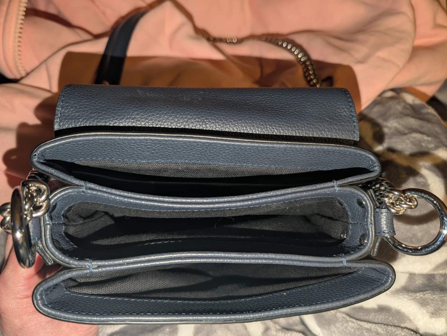 Alexander McQueen Navy Leather Skull Lock Shoulder Bag - photo 5