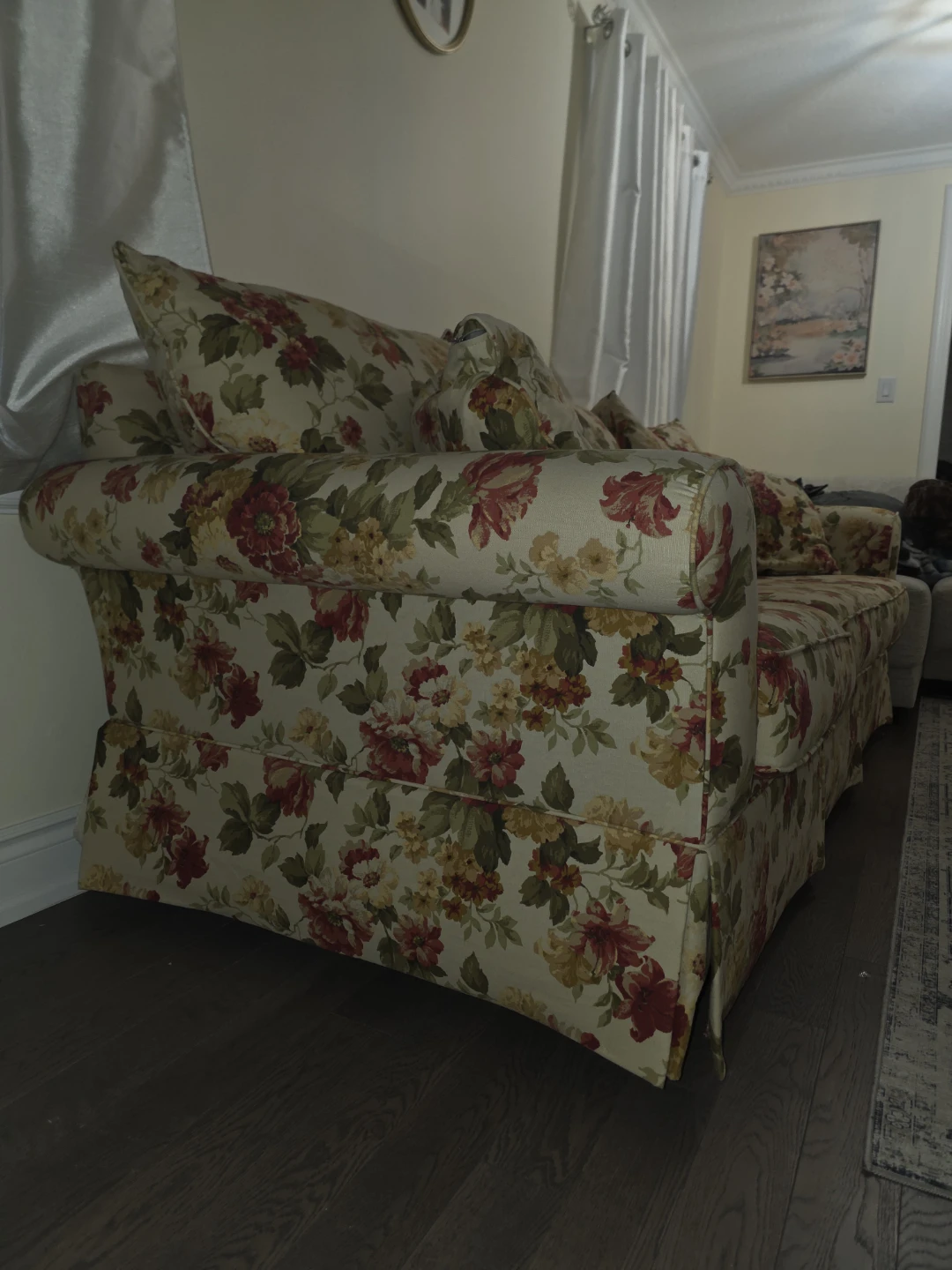 Floral Print Sofa - photo 3