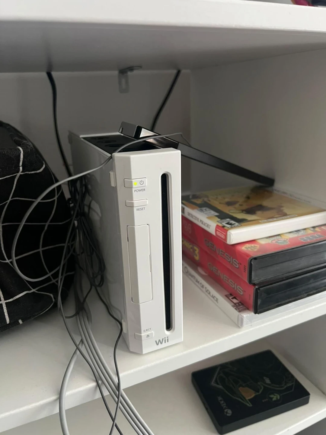 Nintendo Wii Console with Accessories and Games - photo 3