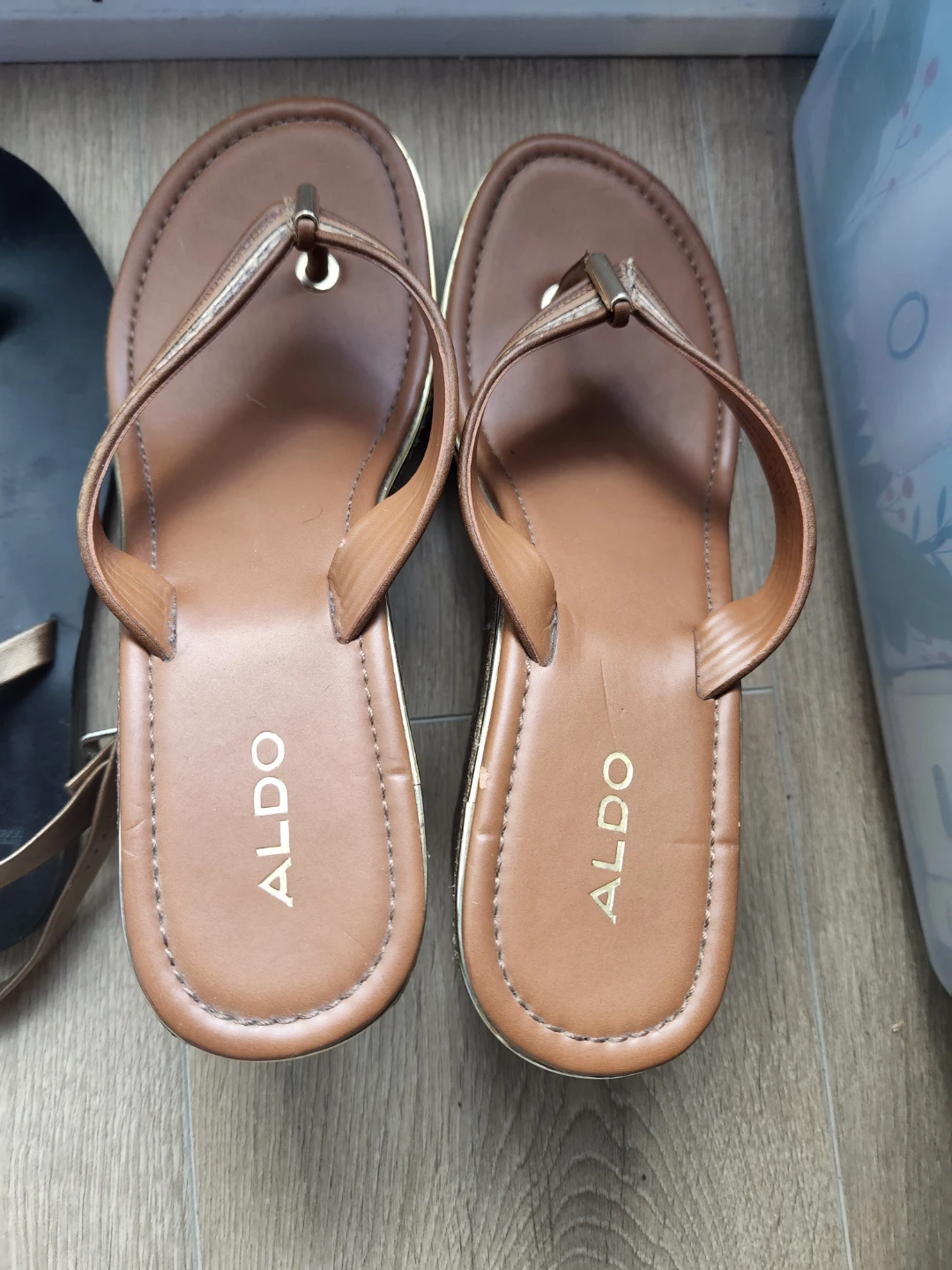 ALDO Wedge Flip Flops - photo 2