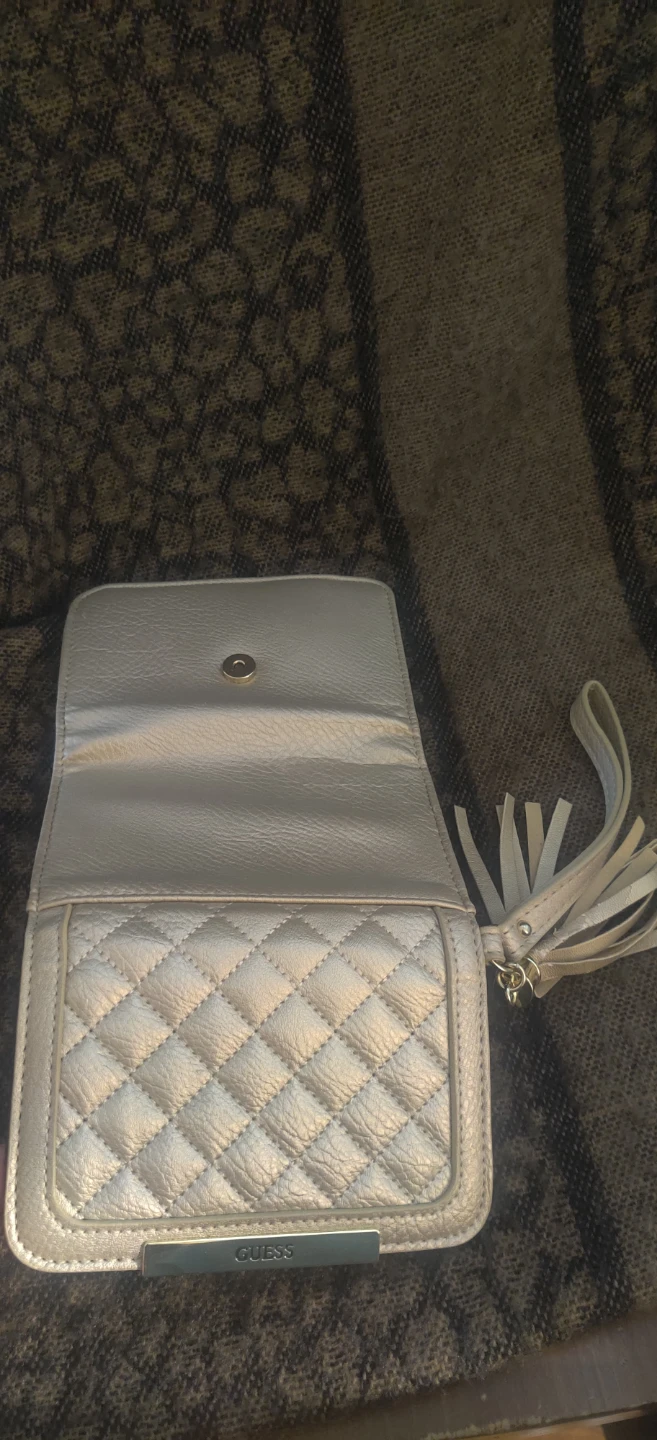 Guess Quilted Wallet Wristlet - photo 3