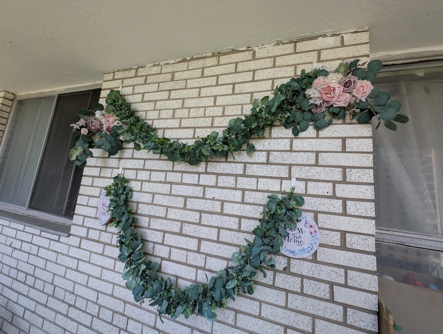 Decorative Wall Signs - Spring & Family Themed