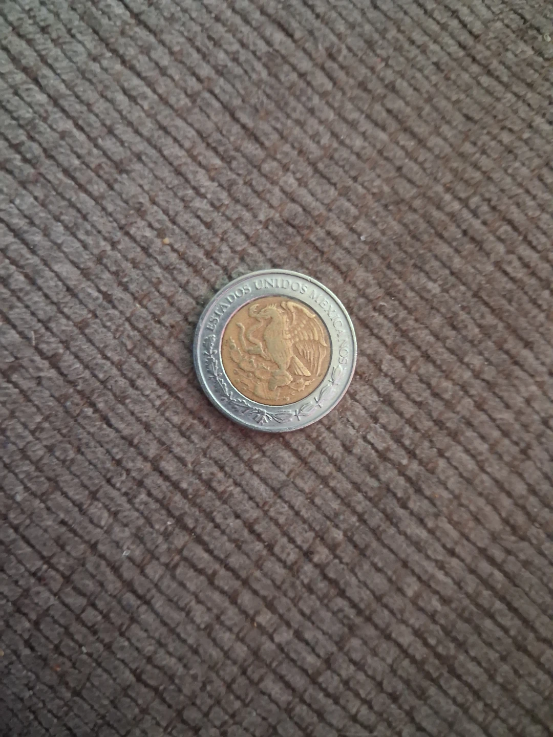 Mexico 1 Peso Coin 2001 - photo 2