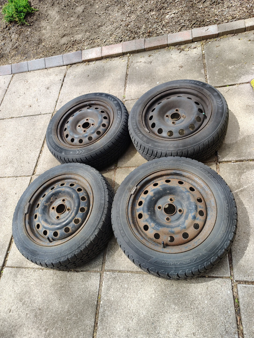 185/60/15 winter tires, 4x100. - photo 2
