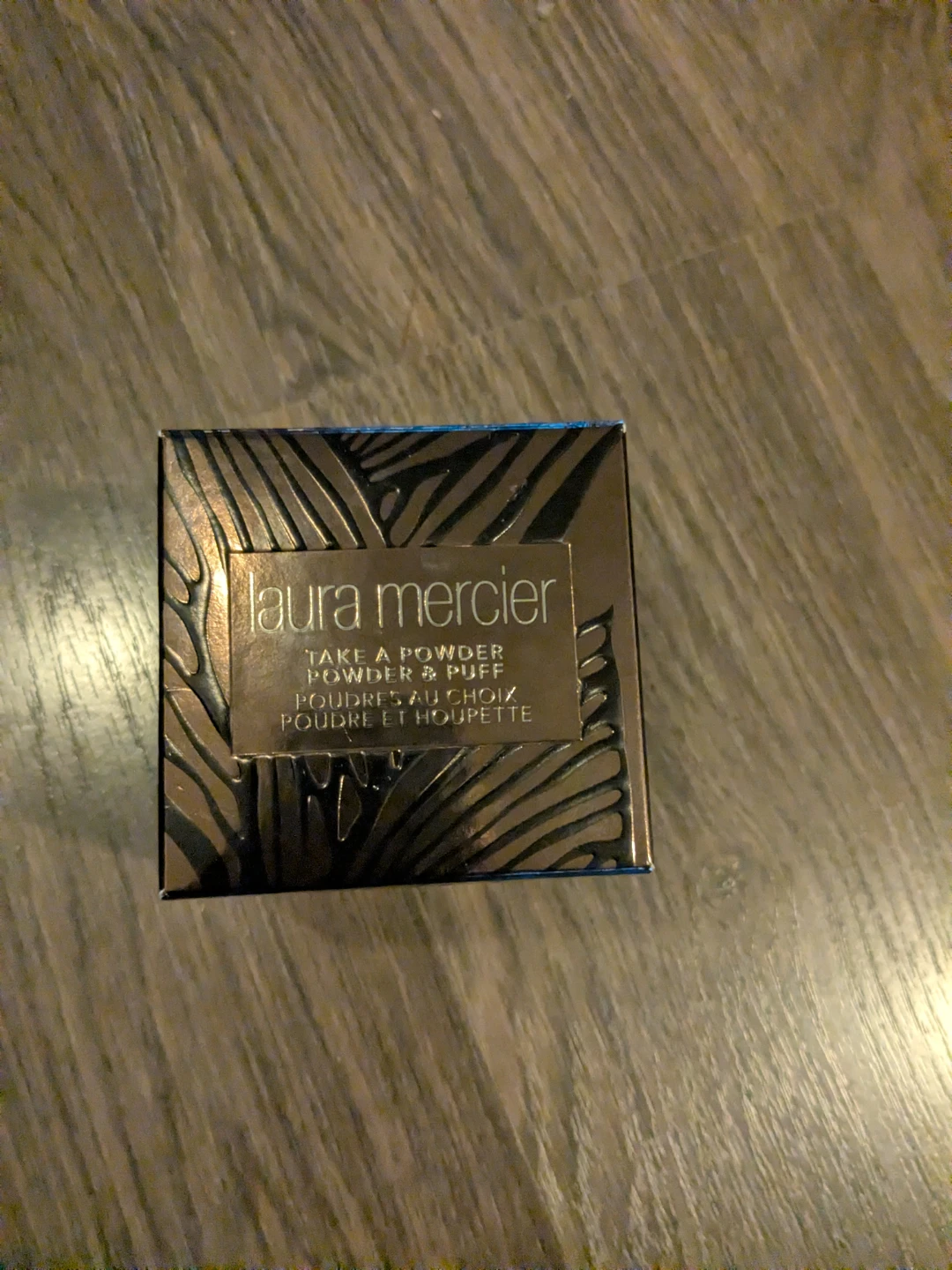 Laura Mercier Translucent Loose Setting Powder & Puff