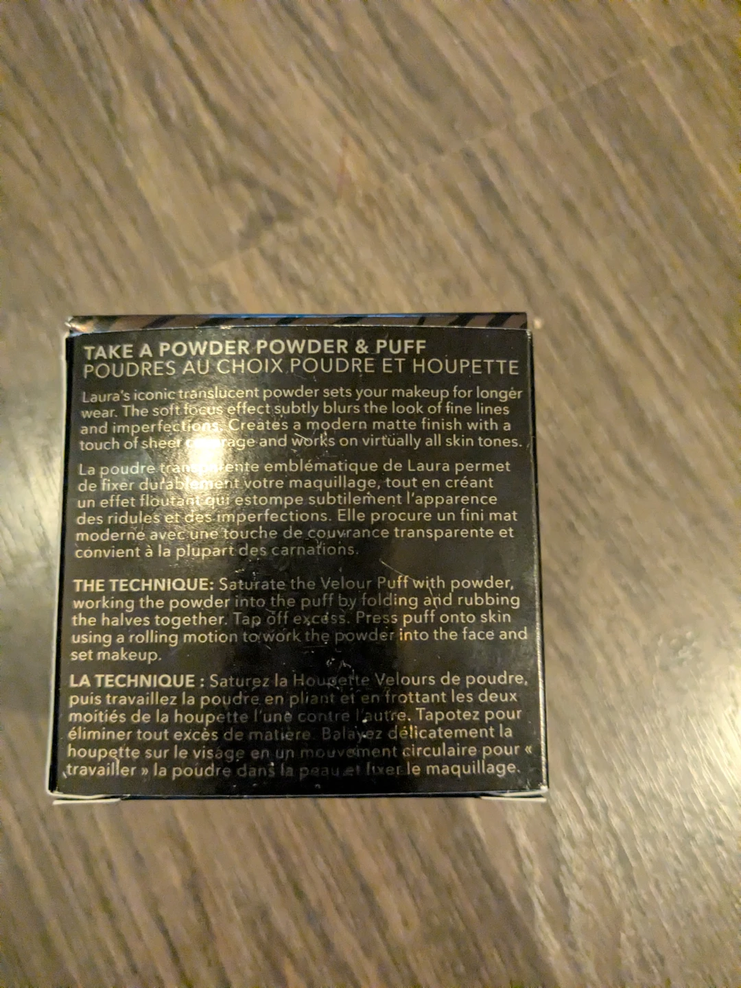 Laura Mercier Translucent Loose Setting Powder & Puff - photo 2